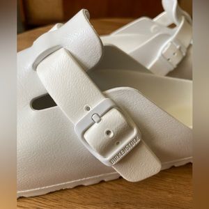 Boston Essentials EVA White